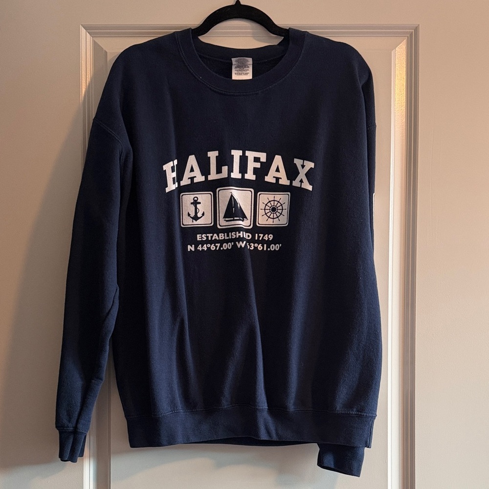 Gildan Halifax Navy Crewneck Sweater